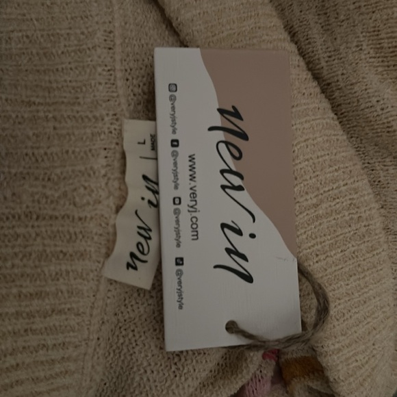 Matching Knit Set - Picture 10 of 10